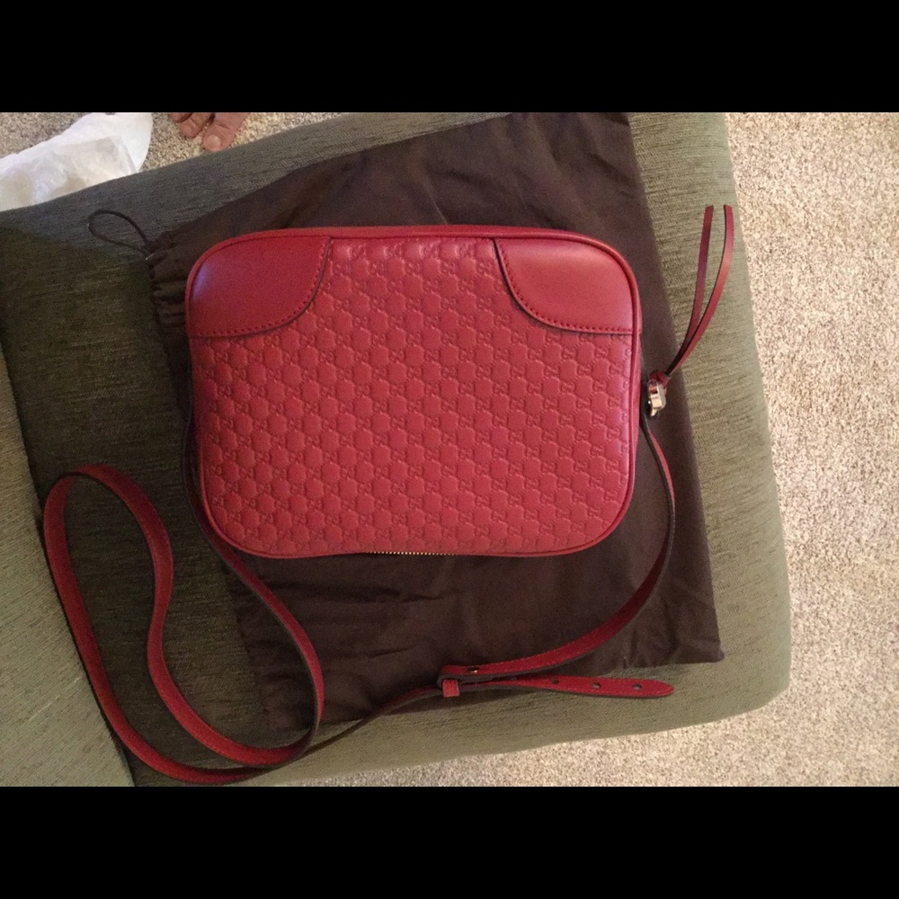 Authentic Gucci Guccissima camera bag.